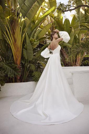Casablanca Bridal LeBlanc #LE115 #3 thumbnail