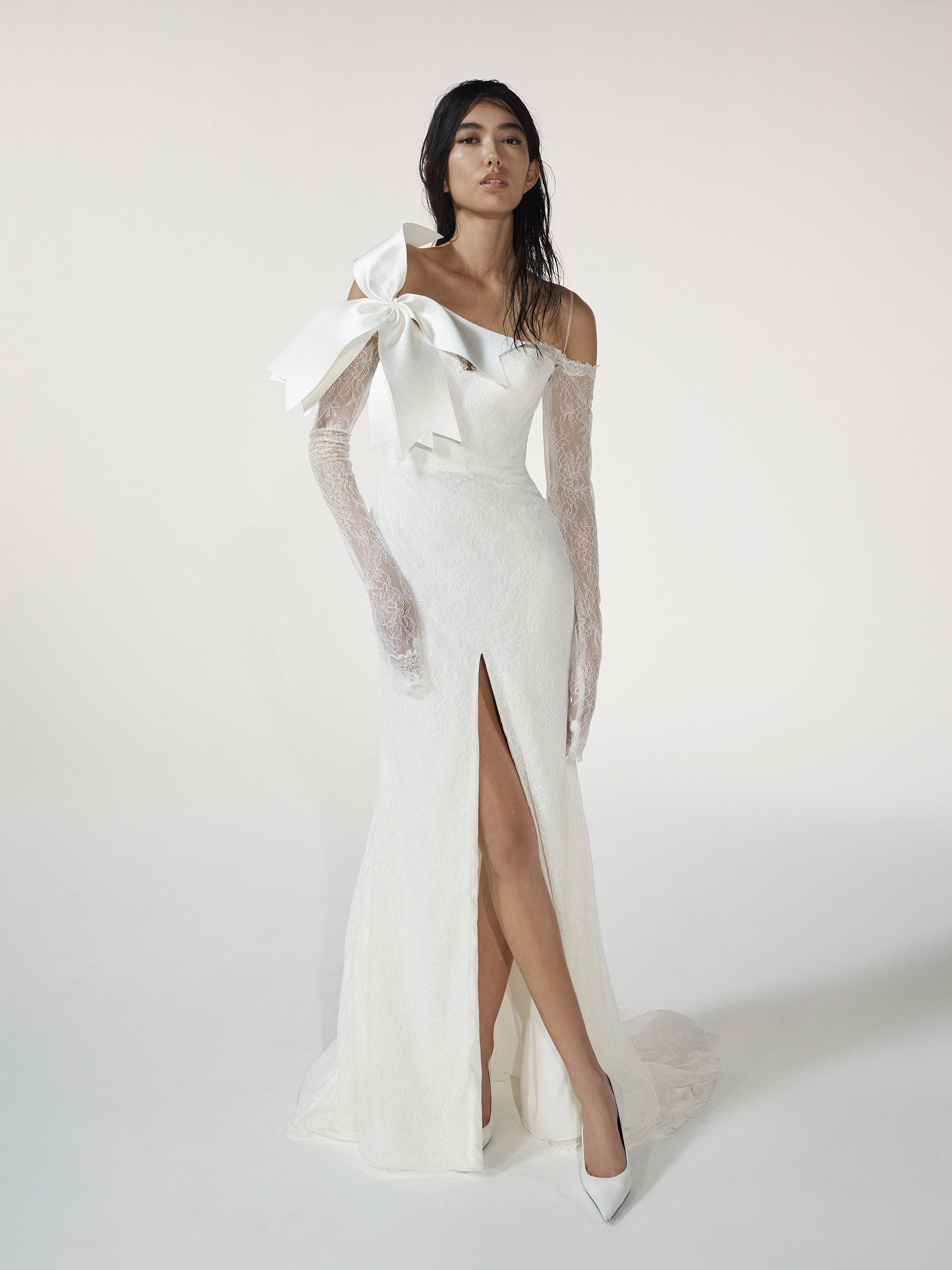 Vera Wang Bride - 2211W30 - Sleeves, no Bow | Avenue 22 Bridal